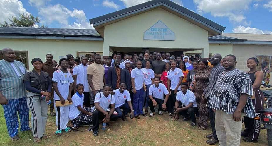 mp donate to support student